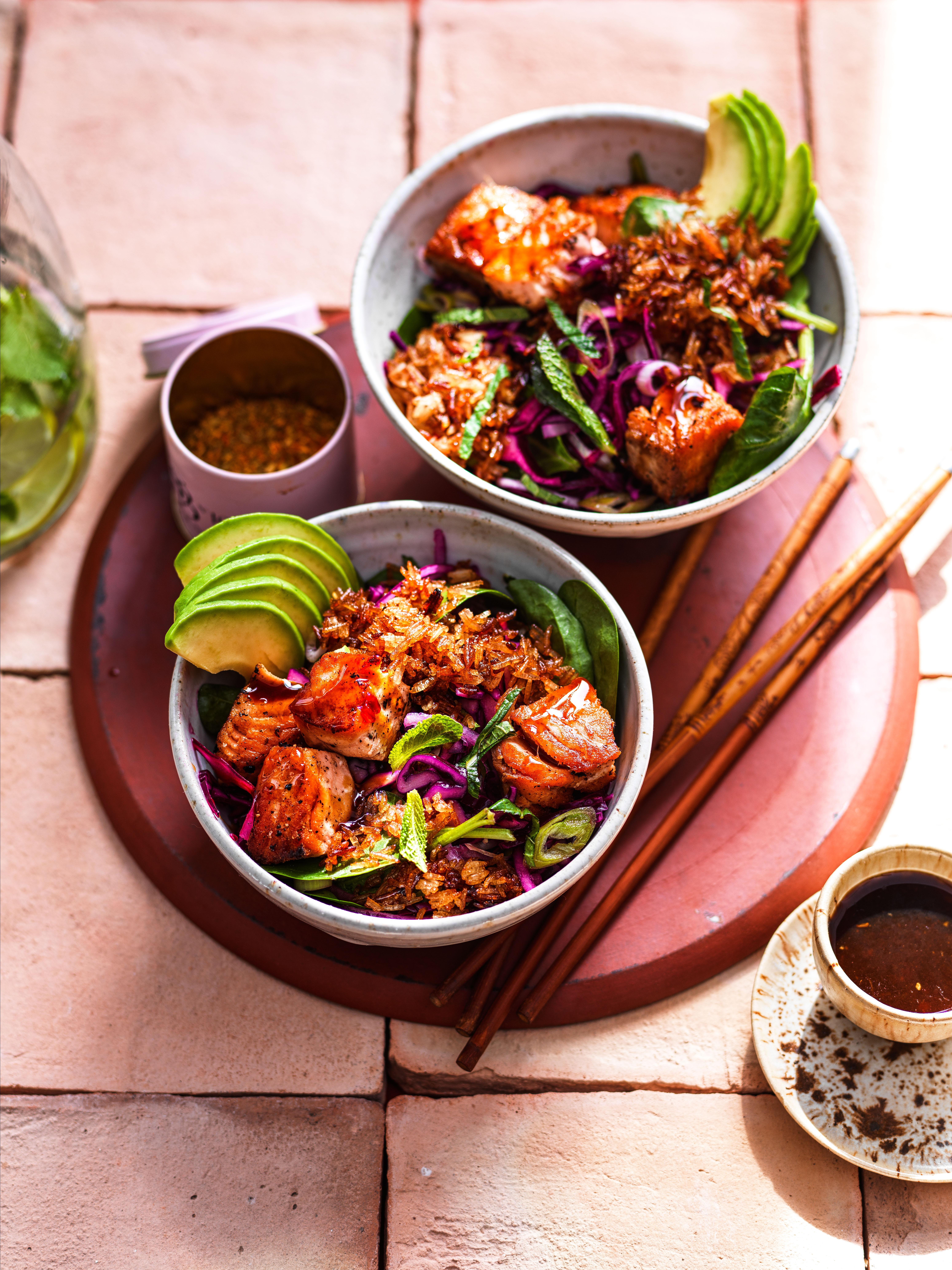 Spicy zalm crispy rice salad